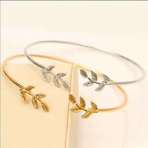 Leaf Bangle Bracelet